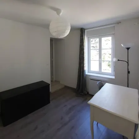 La Petite Dame De バイユー